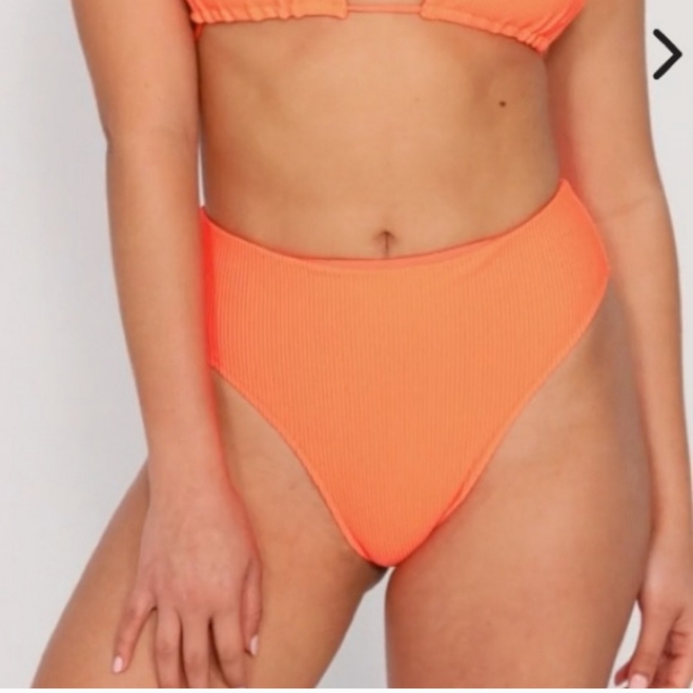 Frankie's bikini Jenna bottoms
